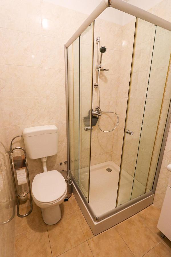Apartment Anamaria With Seaview بيتريتْشاني المظهر الخارجي الصورة