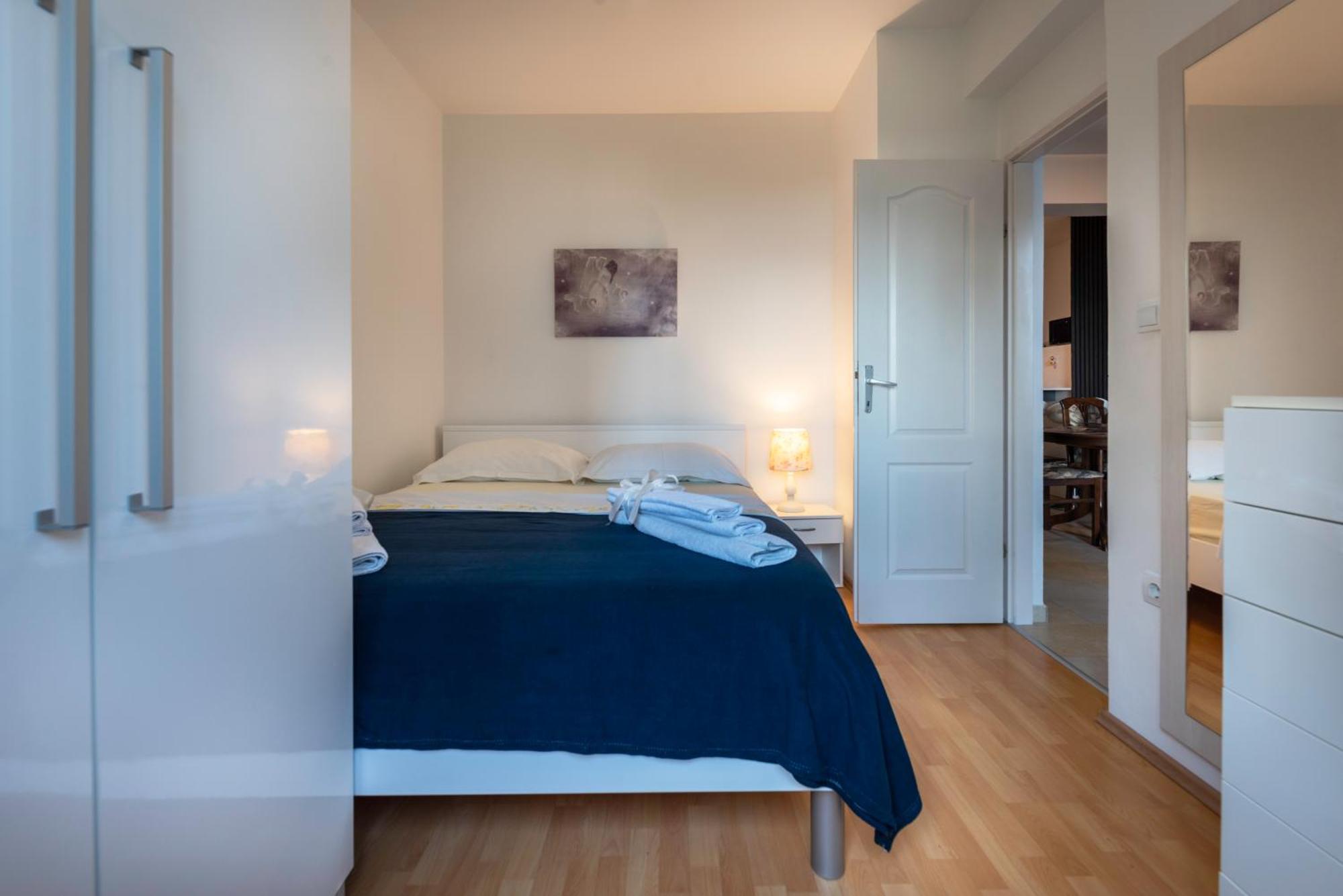 Apartment Anamaria With Seaview بيتريتْشاني المظهر الخارجي الصورة