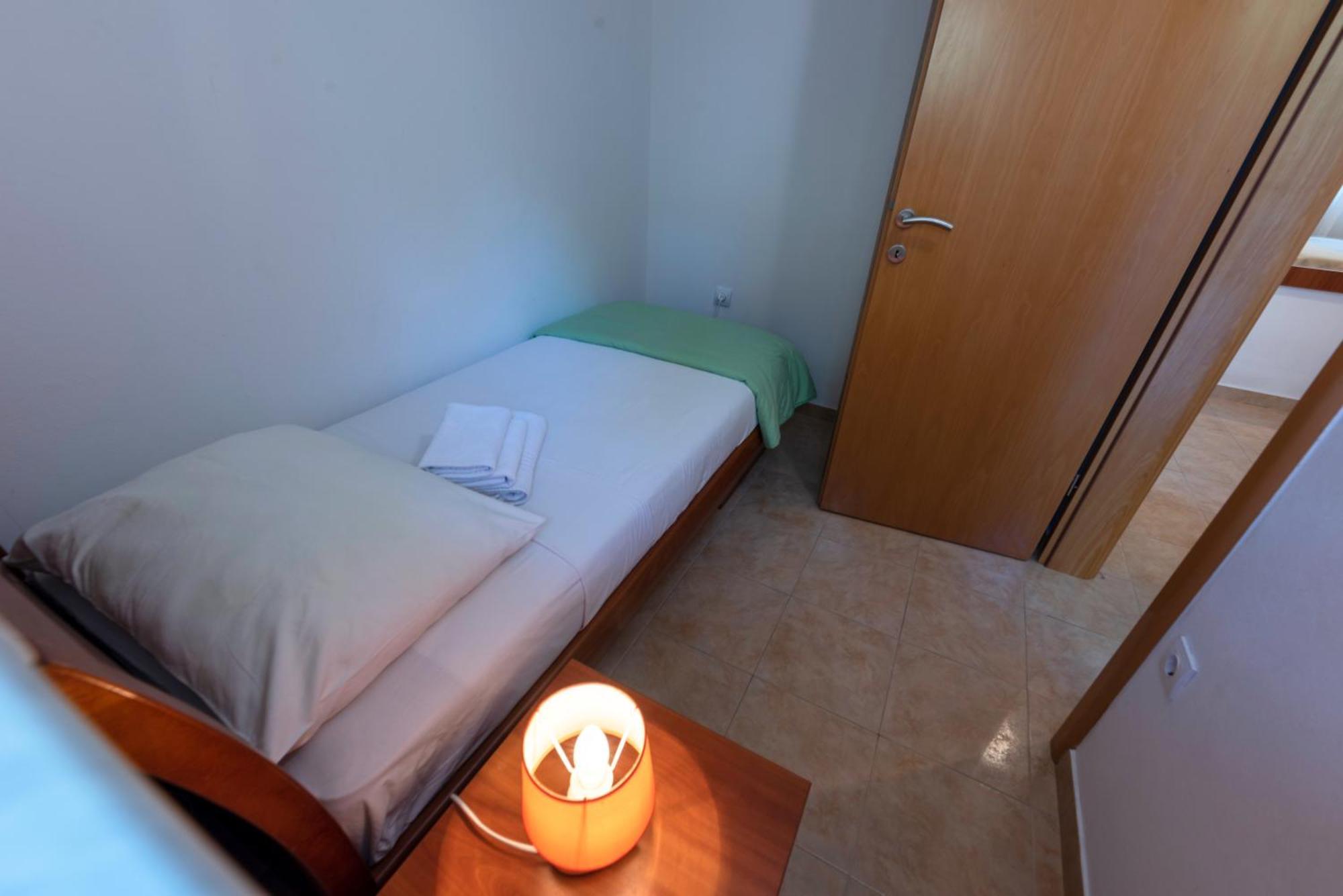 Apartment Anamaria With Seaview بيتريتْشاني المظهر الخارجي الصورة