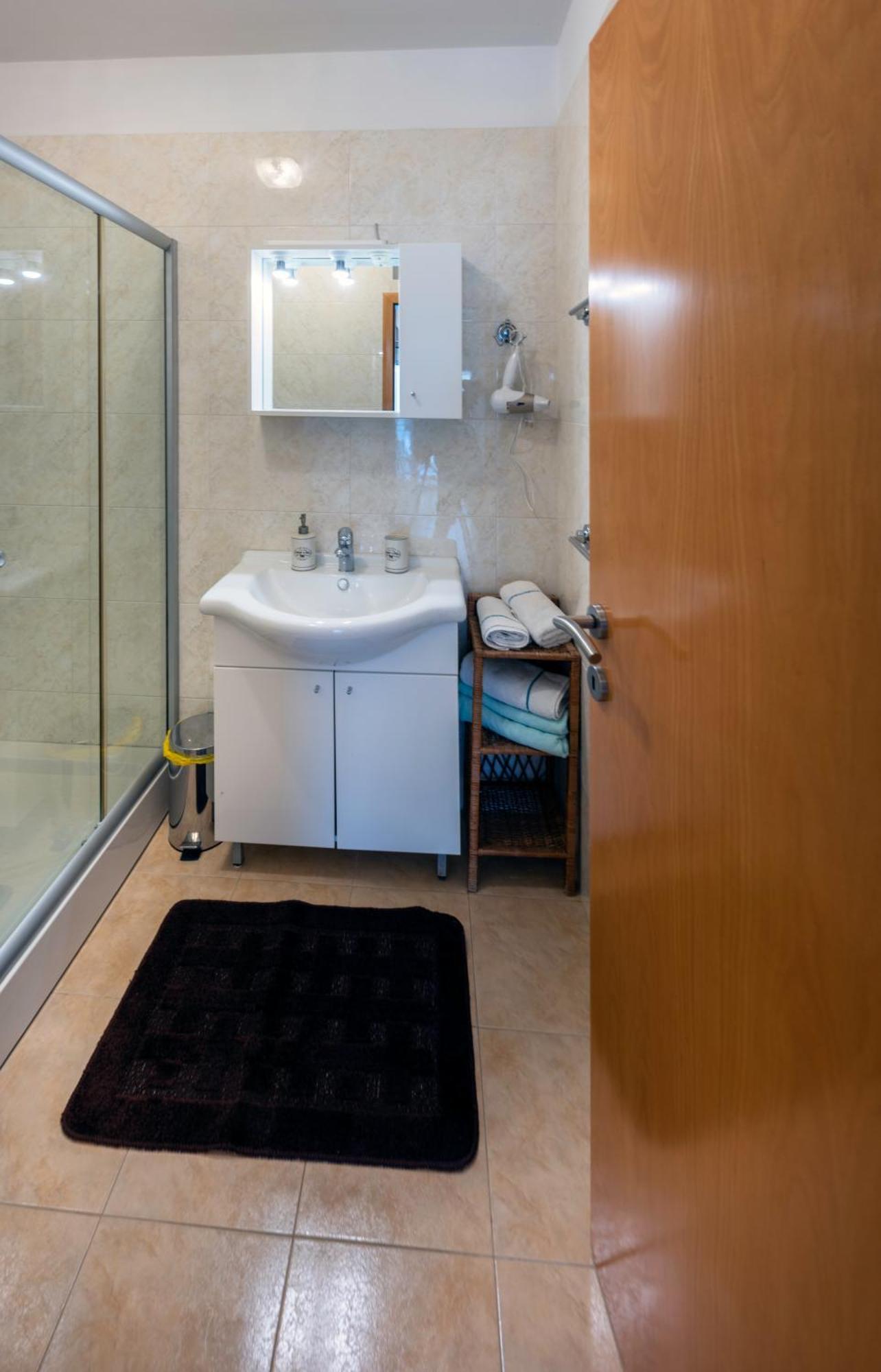 Apartment Anamaria With Seaview بيتريتْشاني المظهر الخارجي الصورة