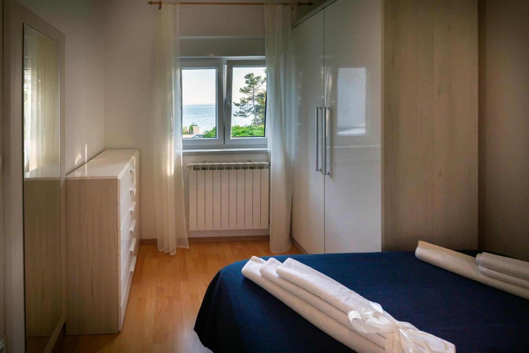 Apartment Anamaria With Seaview بيتريتْشاني المظهر الخارجي الصورة